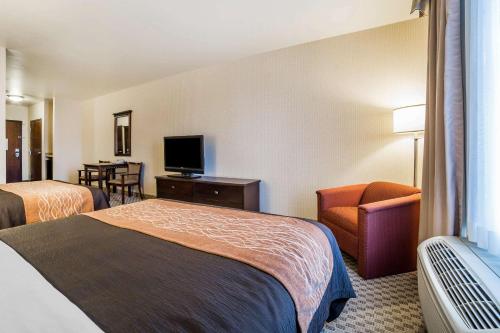 Comfort Inn & Suites Henderson - Las Vegas