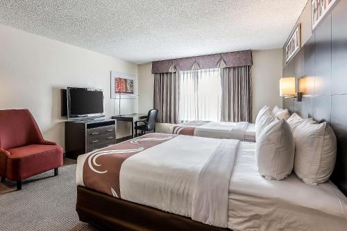 Quality Inn and Suites Reno - image 13