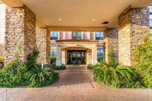 Comfort Inn & Suites Henderson - Las Vegas