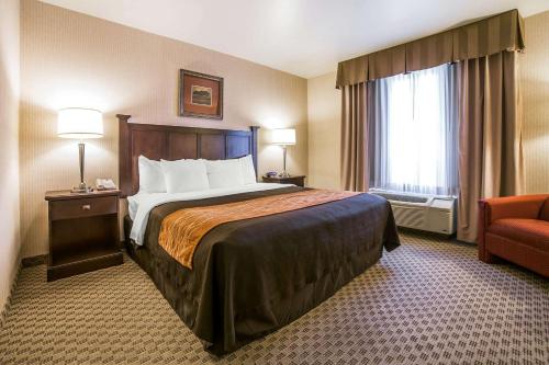 Comfort Inn & Suites Henderson - Las Vegas