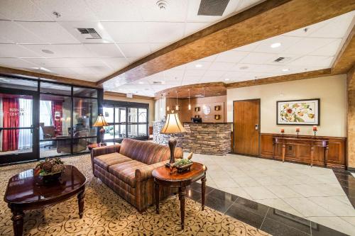 Comfort Inn & Suites Henderson - Las Vegas