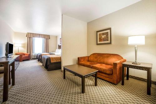 Comfort Inn & Suites Henderson - Las Vegas