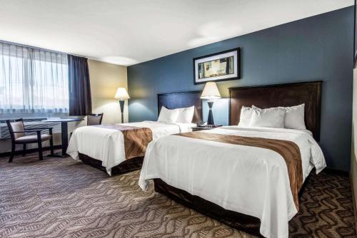 Standard Room with Two Double Beds - Non-Smoking