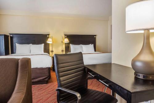 Comfort Inn & Suites LaGuardia Airport