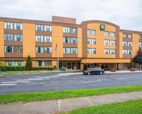 Quality Inn Massena - Hotel