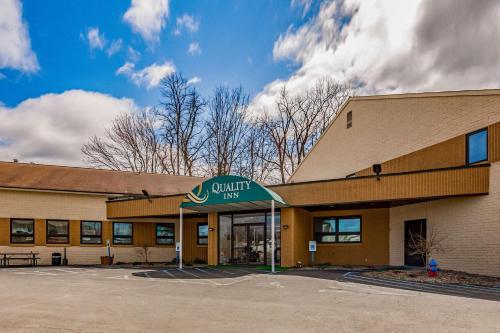 Quality Inn Schenectady - Albany - Hotel - Schenectady