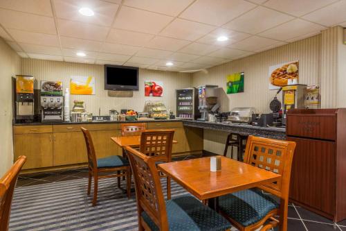 Quality Inn Hyde Park Poughkeepsie North