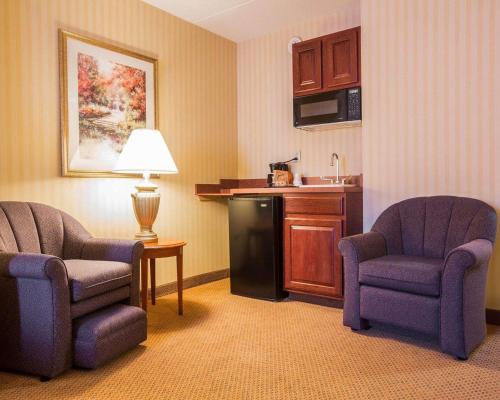 Comfort Inn & Suites