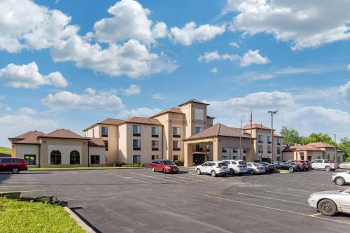 Comfort Inn & Suites Milford / Cooperstown