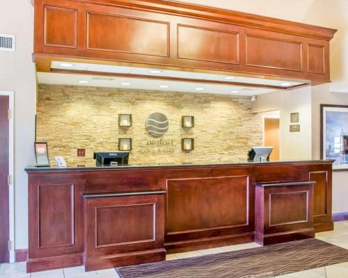 Comfort Inn & Suites West Chester - North Cincinnati - image 2