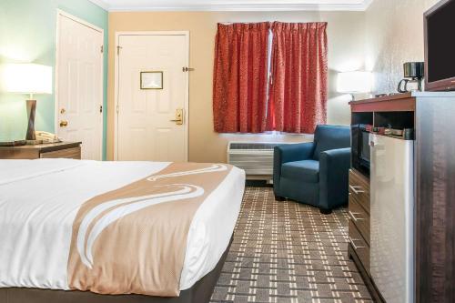 Quality Inn Findlay - image 16