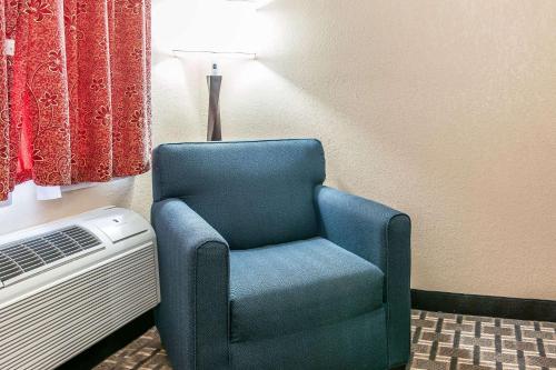 Quality Inn Findlay - image 18