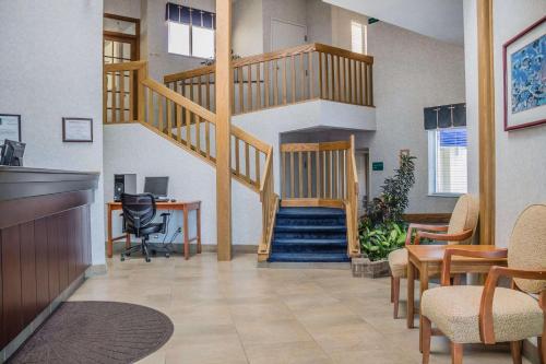 Lobby, Quality Inn Port Clinton Waterfront in Port Clinton (OH)