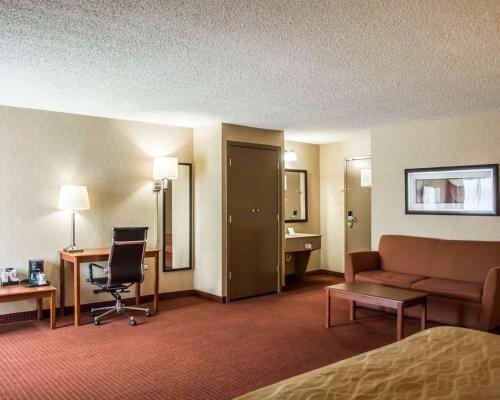 Quality Inn Springboro West - main image
