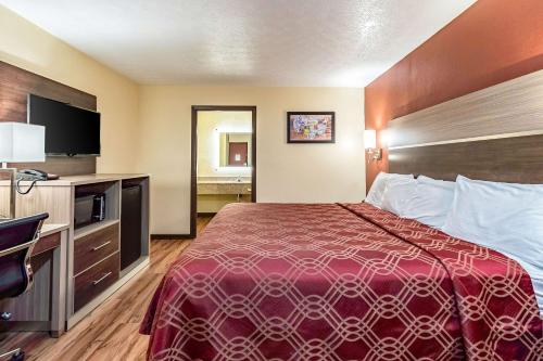 Econo Lodge Worthington