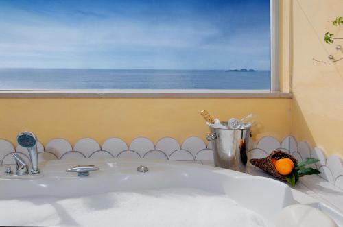 Hotel Marincanto - image 9