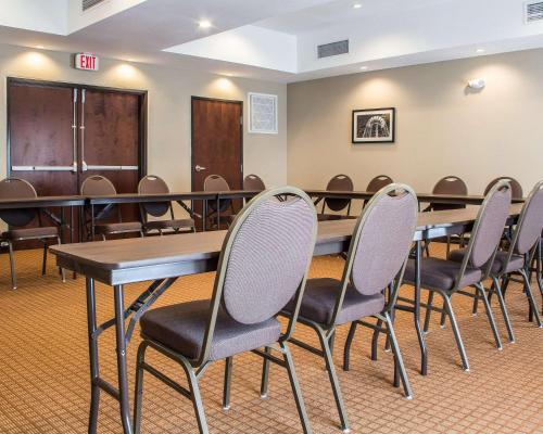 Sleep Inn & Suites Blackwell I-35 - 편의 시설/서비스