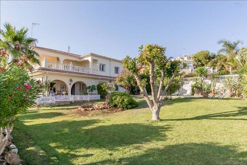 Villa Aurelia Sea views Heatable Pool - Billiard Ping-pong Fooball table - Beach & All at 500 m