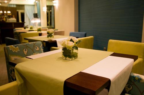 Onira Boutique Hotel - image 8
