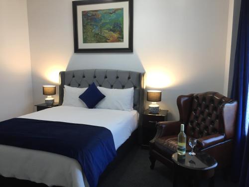 Art Hotel on York Room Type - Deluxe Queen Room