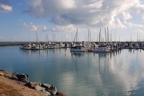 AIRLIE BEACH Delight. Hop, skip jump to everything