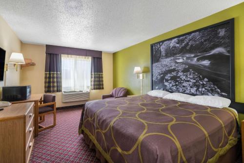 Super 8 by Wyndham Fountain - image 20