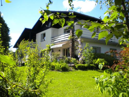 Gästezimmer Weiss - Apartment - Maria Taferl