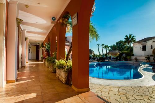 Los Arcos in Pusat Bandar Nerja