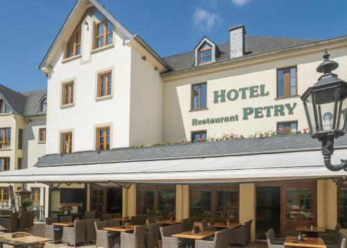 Logis Hotel-Restaurant Petry 4