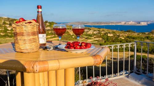 Photo - Great Seaviews Location - FREE Gozo taxi service, Fast WIFI, Bicycles, BBQ & Parking, No Car needed