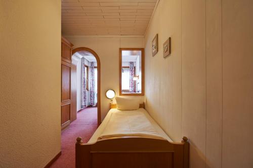 Haus Daheim Stop at Haus Daheim to discover the wonders of Oberstaufen. Offering a variety of facilities and services, the property provides all you need for a good nights sleep. Service-minded staff will welcom