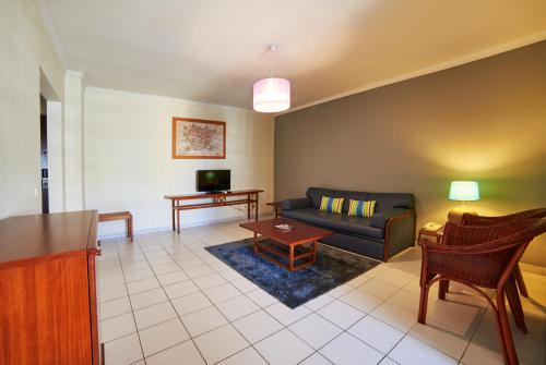 Club Amarilis - image 2