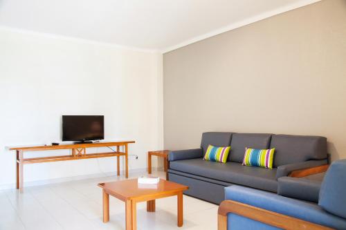 Club Amarilis - image 4