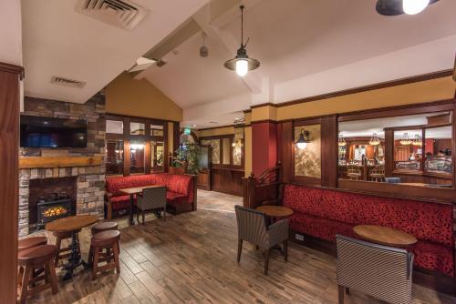 Dunsilly Hotel - image 2