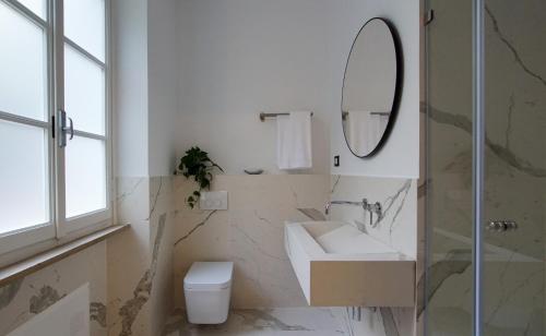 Destil Rooms, Tirana (Foto 10)