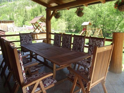 Balkons/terase, Cabana Piatra Runcului in Vatra Moldovitei