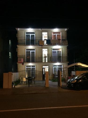 Sofia House, Kobuleti (foto 7)