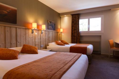 1 double bed, 1 sofa bed