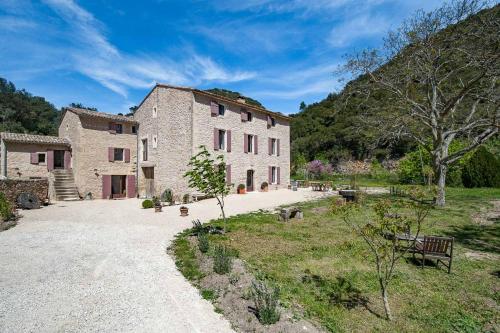 La Ressence Luberon - Chambre d'hôtes - Bonnieux