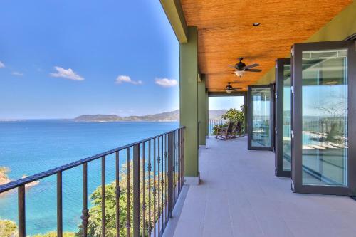 balkon/terras, 360 Splendor Del Pacifico Residences in Playa Flamingo