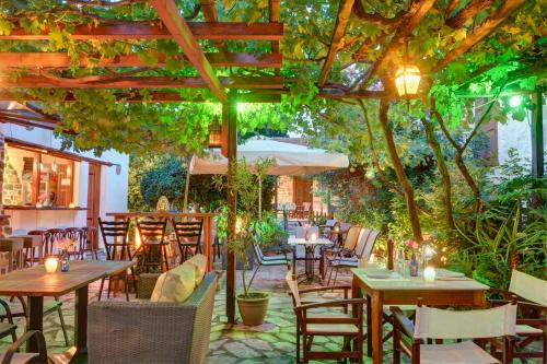 House Katia in Kalamos (Argalasti)
