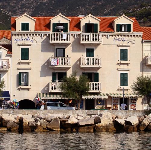 hotel photo