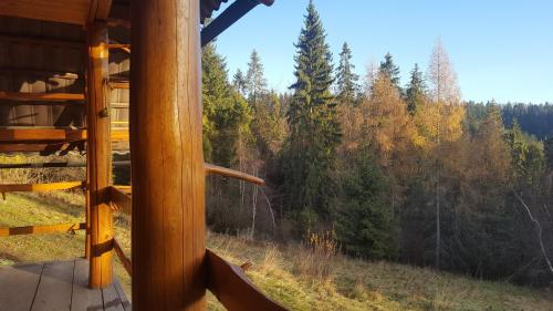 Bacówka w sercu gór - dom z bali w Gorcach Bacówka w sercu gór - dom z bali w Gorcach