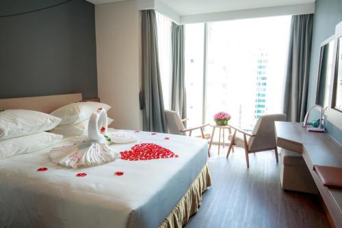 Habitación doble de 1 o 2 camas, deluxe, vista parcial al mar
