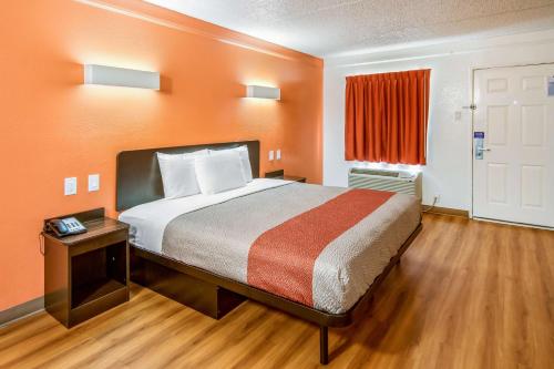 Motel 6-Euless, TX - DFW West, Euless (foto 10)