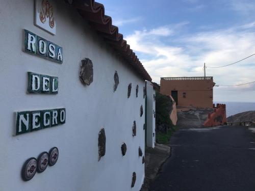  Rosa del Negro in Alojera