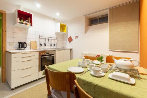 Alte Falknerei - image 2