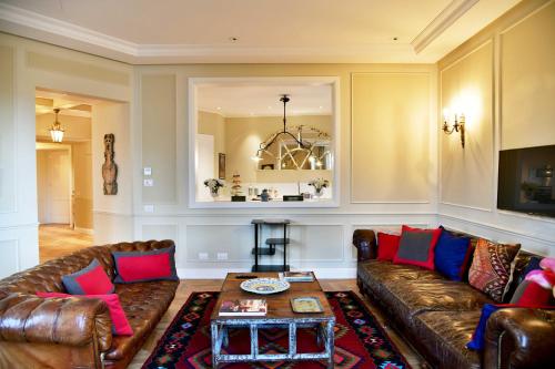 La Croce d'Oro Santa Croce Suite Apartments - Tap to explore photos