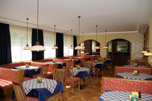 Strandhotel - image 3