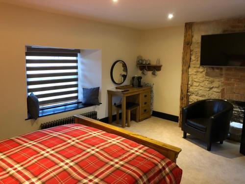 The White Hart - image 4